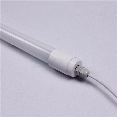 Vedenpitävä 25 W led-putkivalaisin